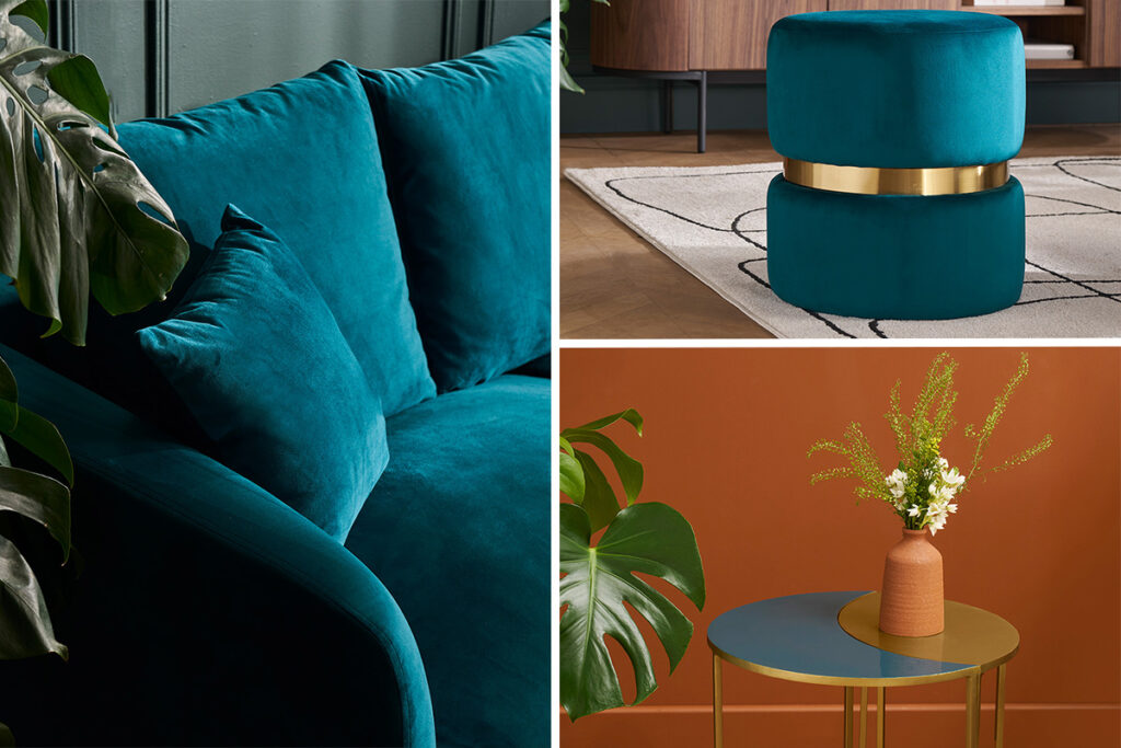 zoom canapé et pouf bleu pétrole et table basse