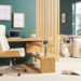 bureau aménagé avec chien sur le canapé