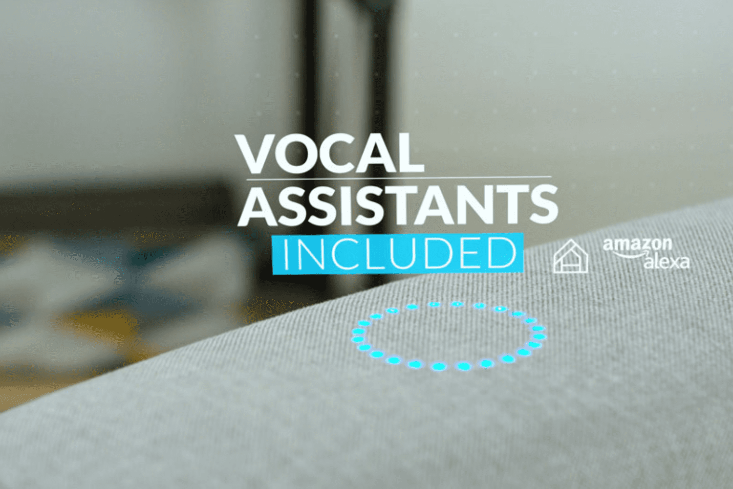 Accoudoir du canapé connecté Miliboo avec assistant vocal
