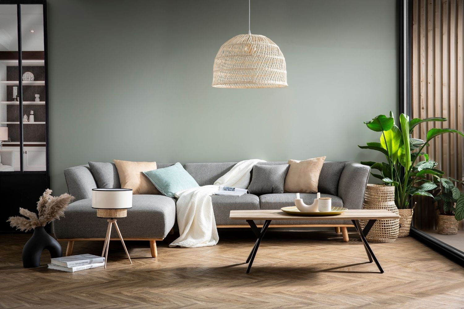 Canapé d'angle gris avec table basse bois scandinave