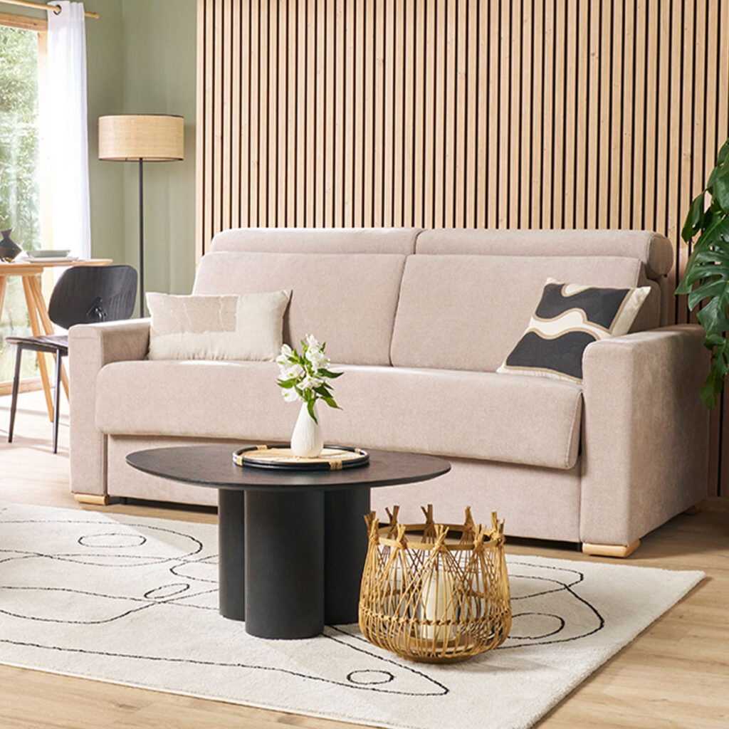 canapé 3 places et table basse noire